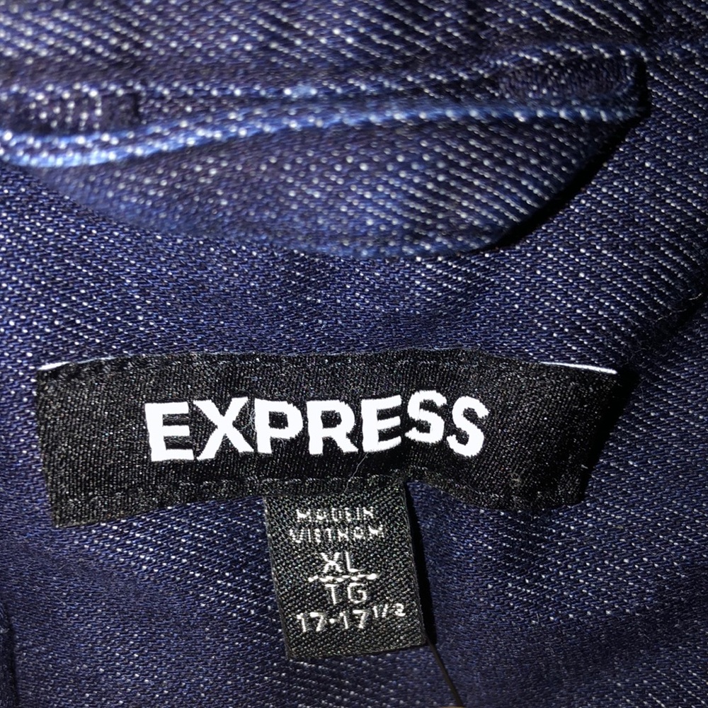 Long sleeve Express button down. - Picture 2 of 3